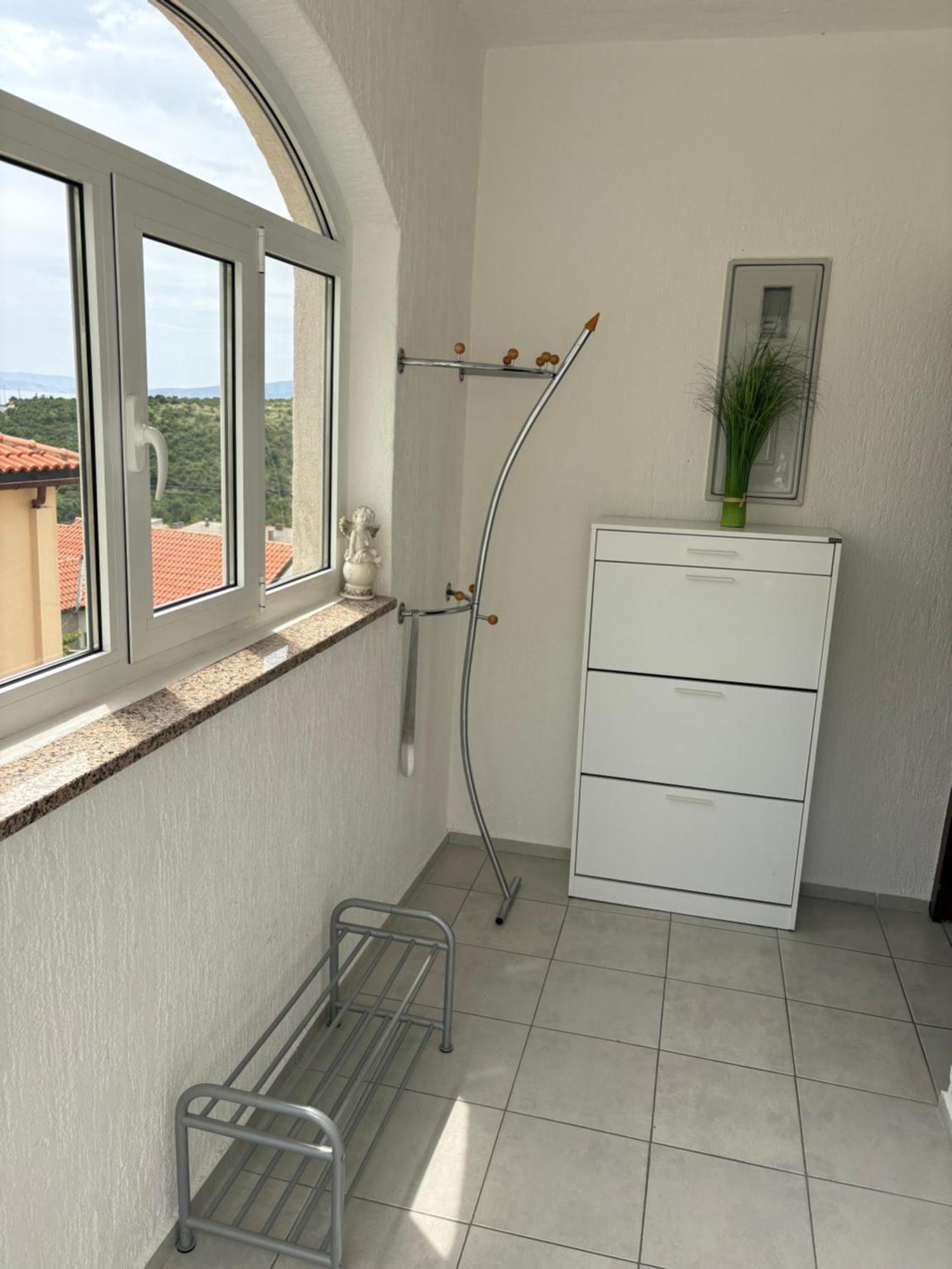 Lili Apartman *